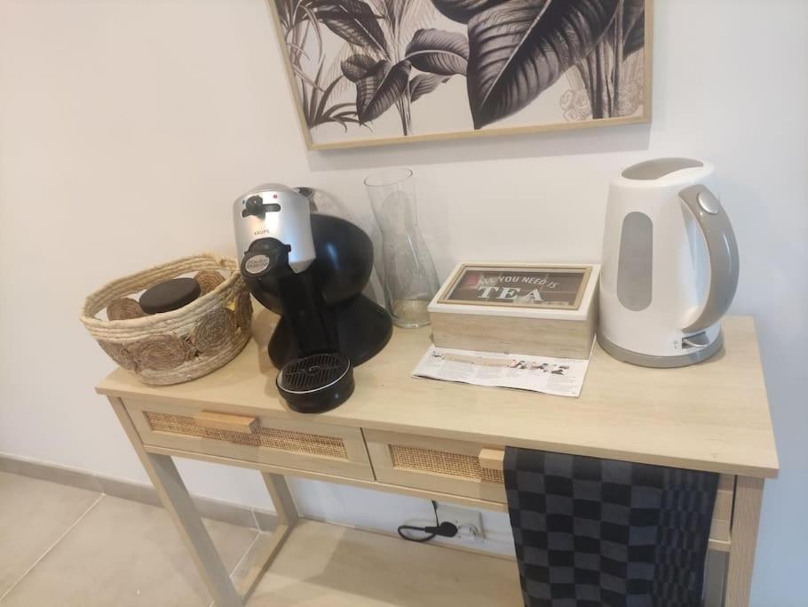 Le Petit Cocon Apartment Montbozon Екстериор снимка